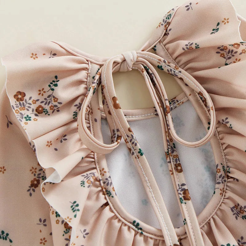 בגד ים - איב