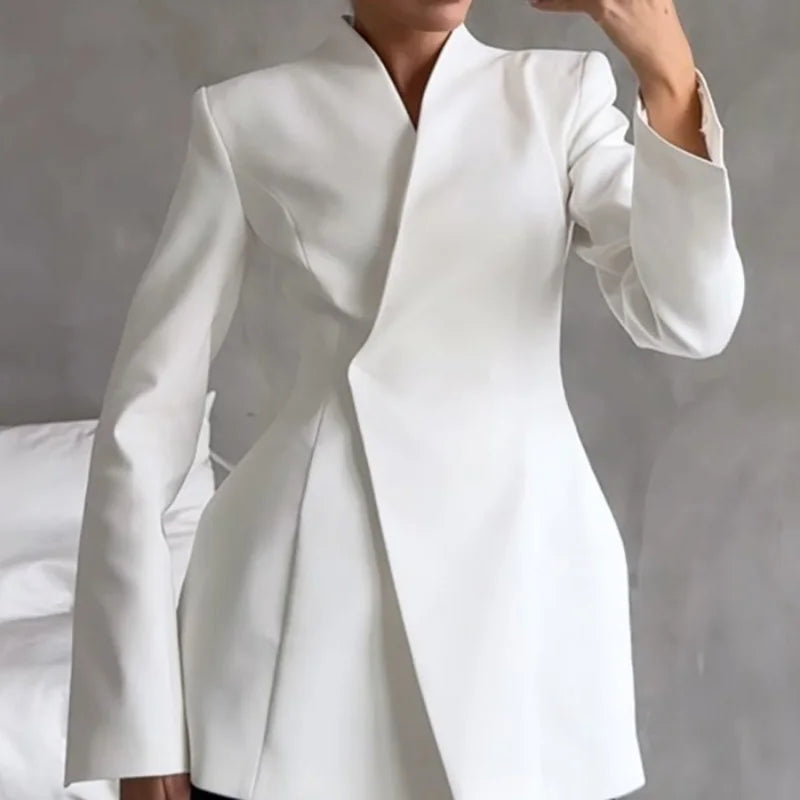 חליפה דגם אלה