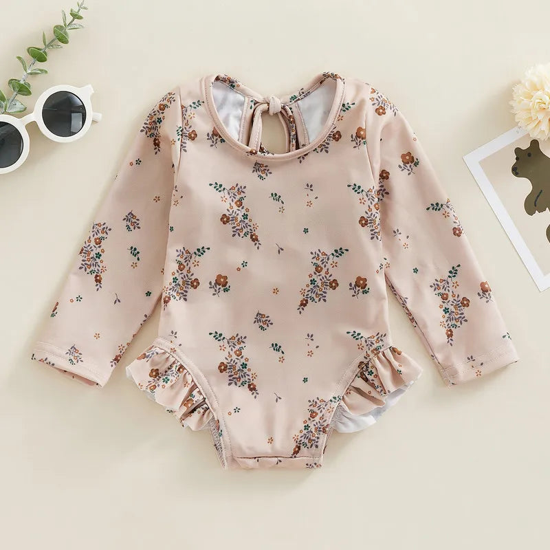 בגד ים - איב